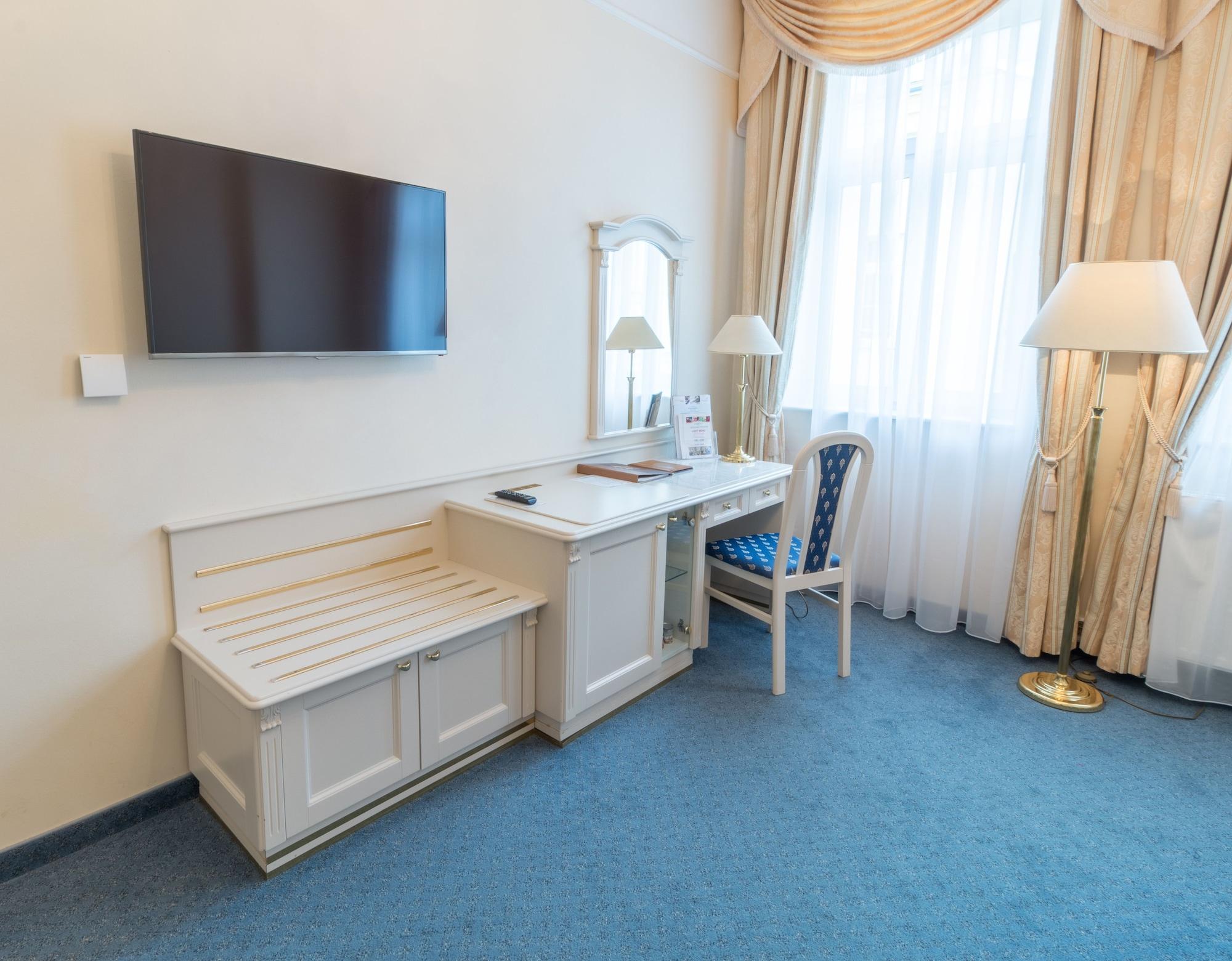 Ensana Hotel Pacifik Marianske Lazne Luaran gambar