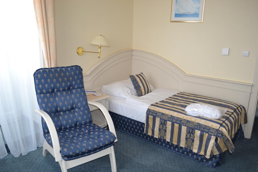 Ensana Hotel Pacifik Marianske Lazne Luaran gambar